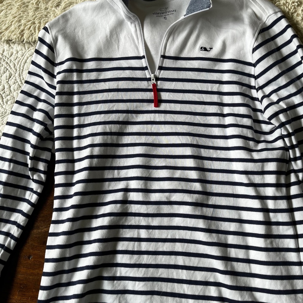 Boys 1/4 zip vineyard vines long sleeve size XL